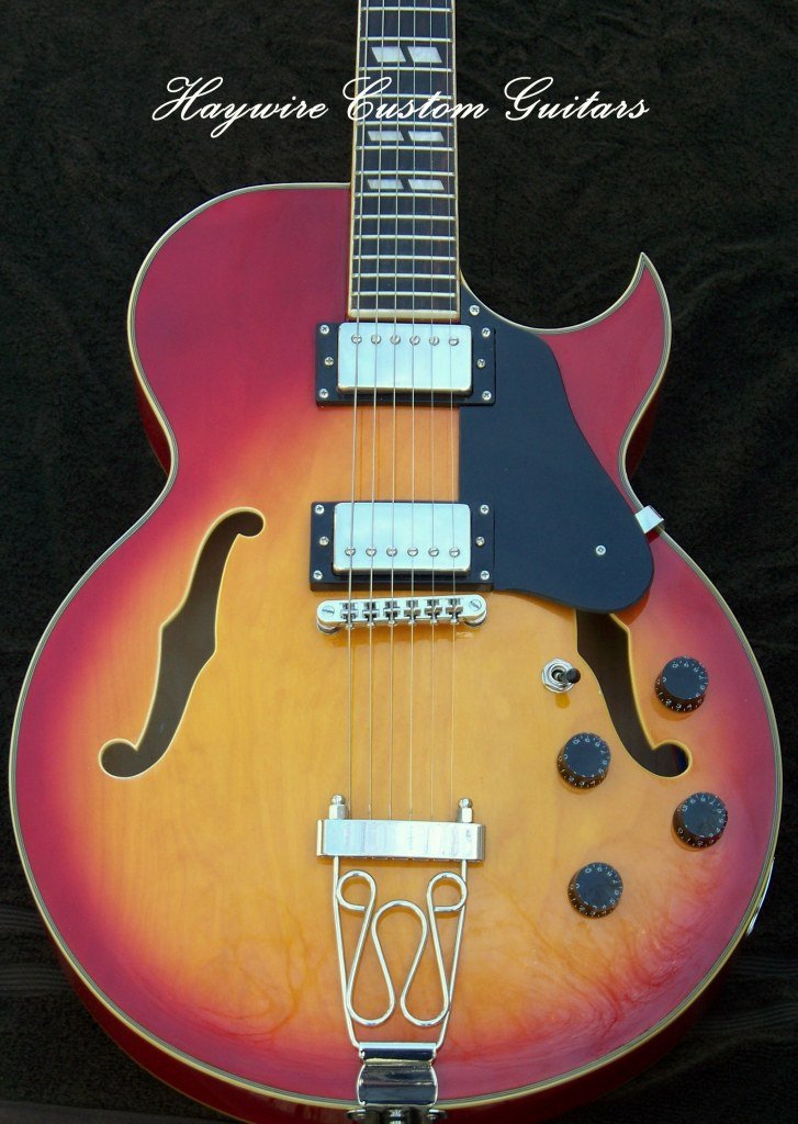 image Gibson electric hollow body Jazz guitar