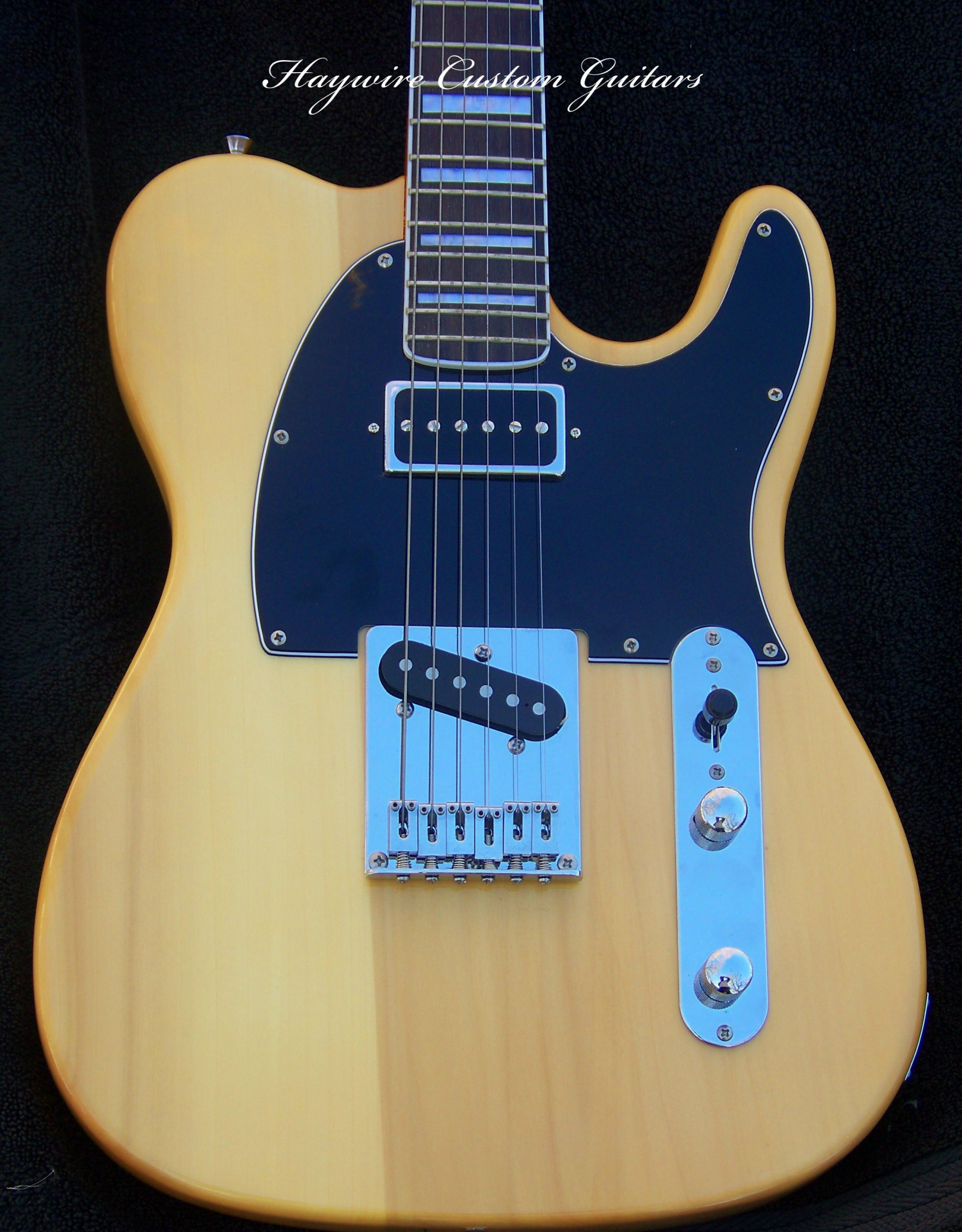 image Haywire Custom Guitars single cutaway guitar